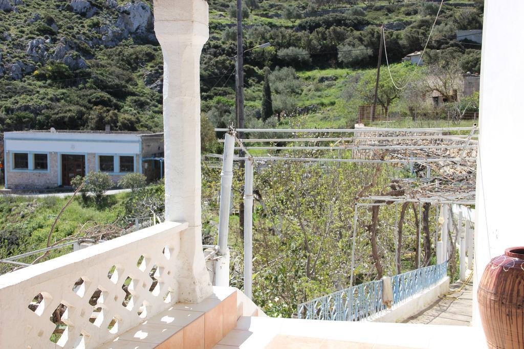 La Villa Di Zazopetra Menetaí Exterior foto